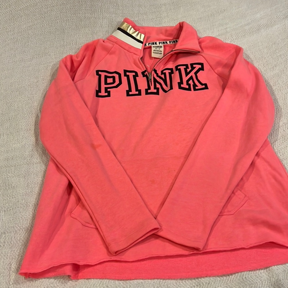 Pink sweatshirt like new